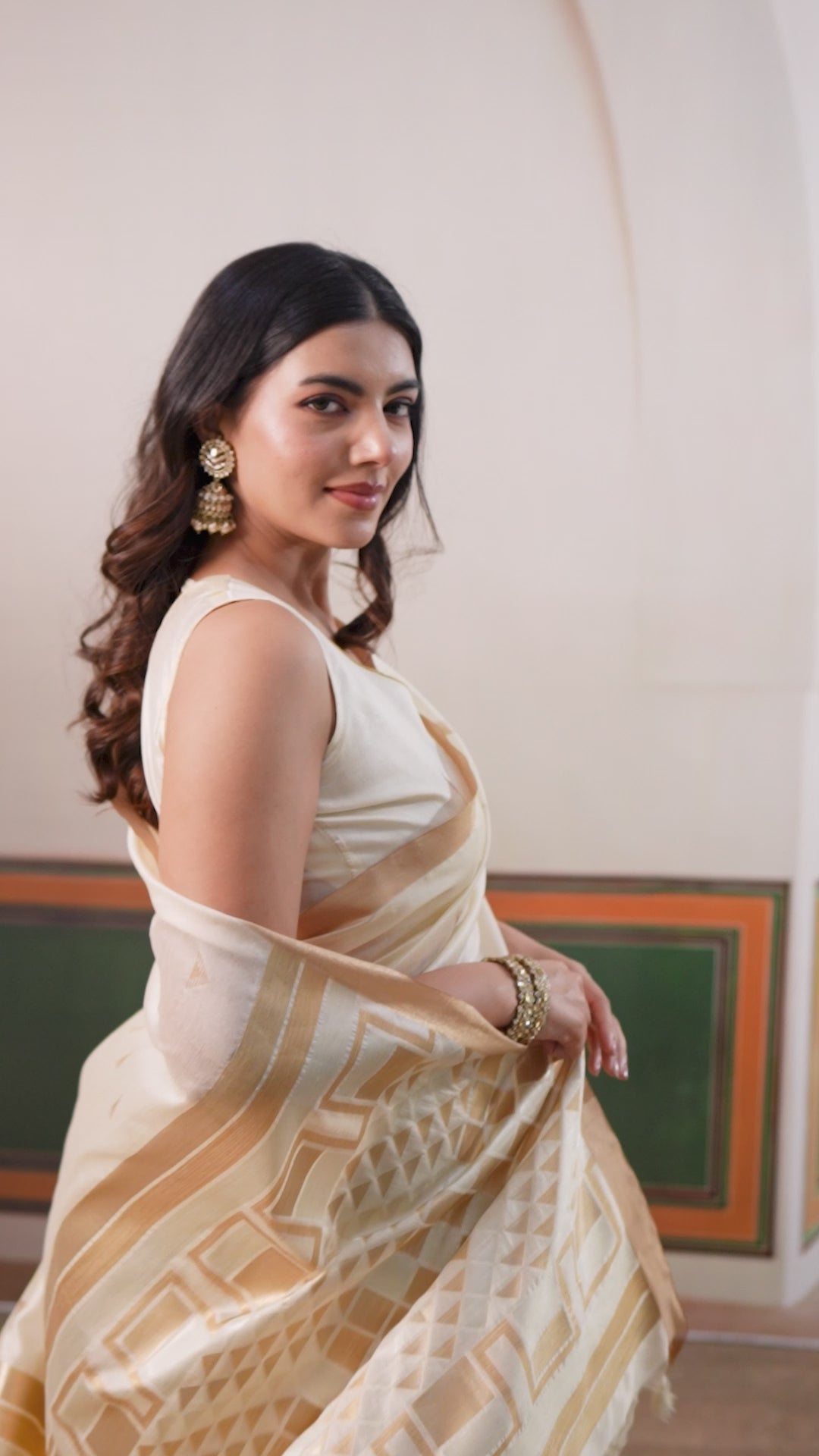 Buy MySilkLove Ghost White Tussar Handloom Silk Saree Online