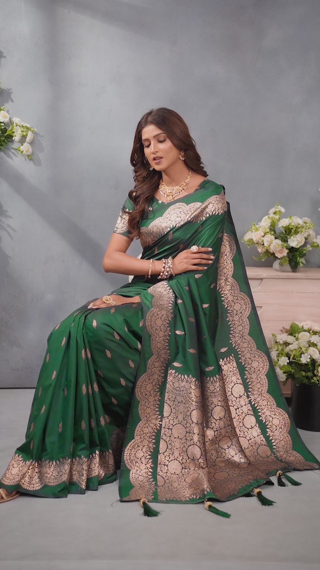 Buy MySilkLove Bottle Green Woven Banarasi Saree Online