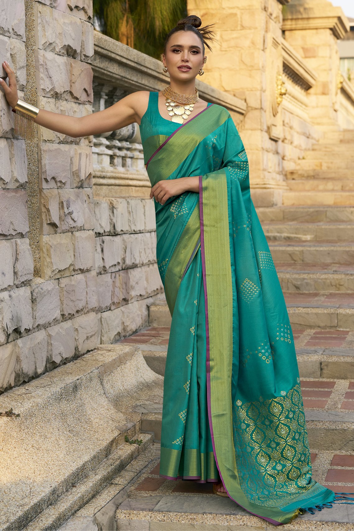 Buy Lochinvar Green Banarasi Handloom Saree Online - MySilkLove