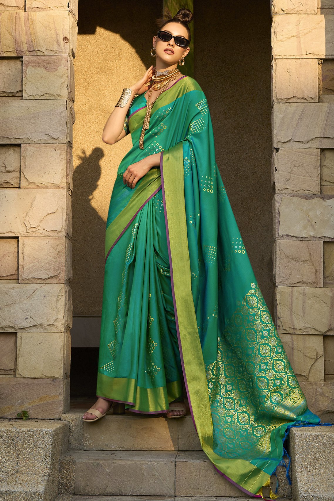 Buy MySilkLove Green Pea Banarasi Handloom Saree Online