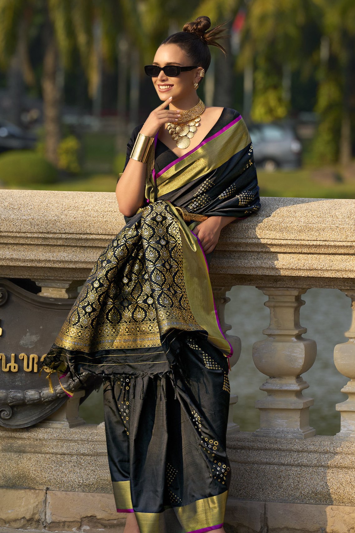 Buy MySilkLove Zeus Black Banarasi Handloom Saree Online