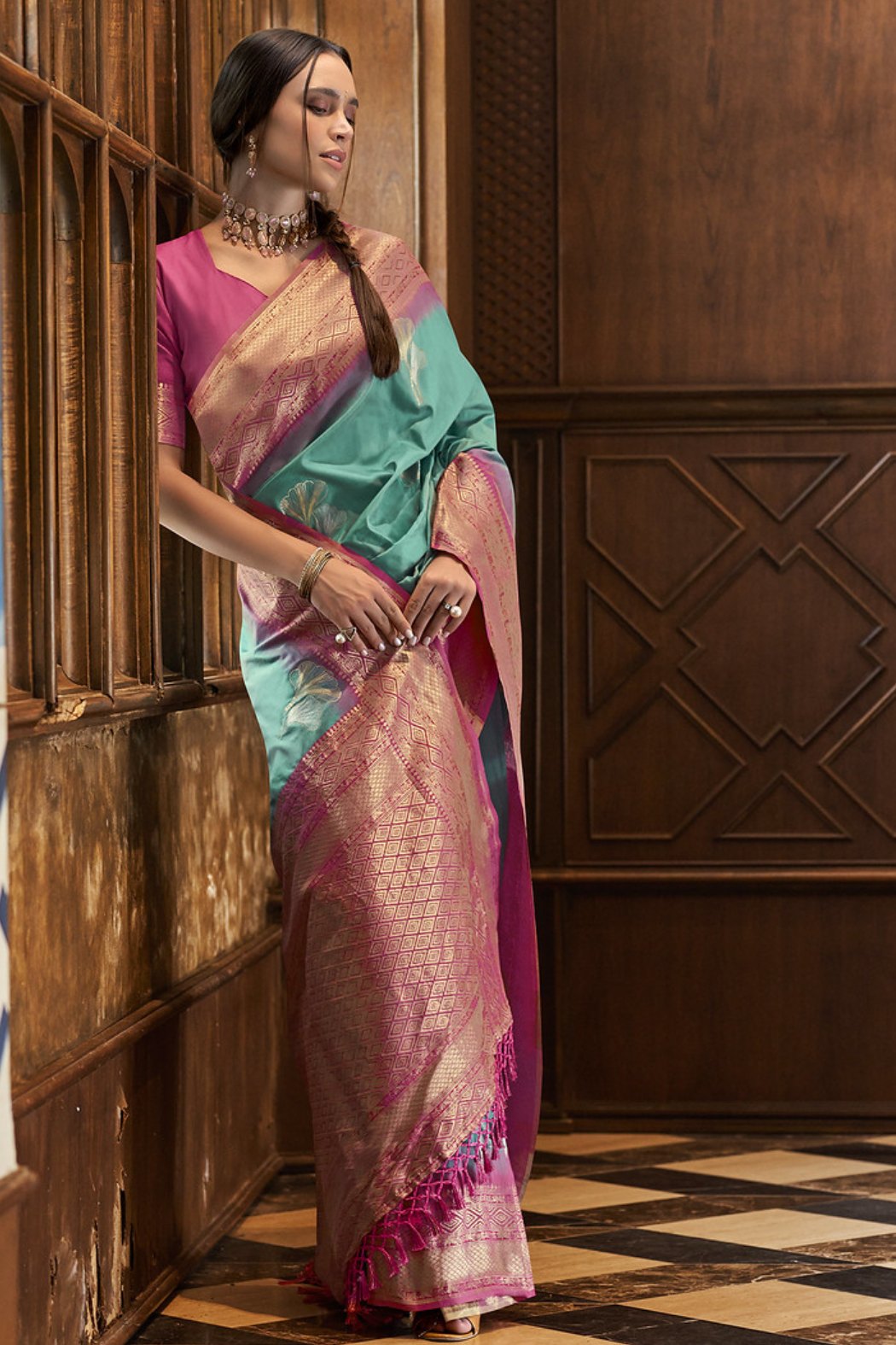 Buy MySilkLove Cruise Green and Pink Zari Woven Banarasi Saree Online