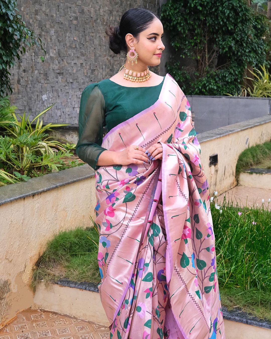 Mandys Pink Banarasi Silk Paithani Saree
