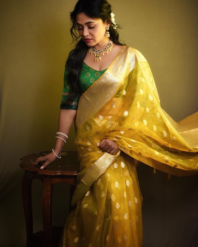 Buy MySilkLove Prarthana Behere in Yellow Organza Silk Saree Online