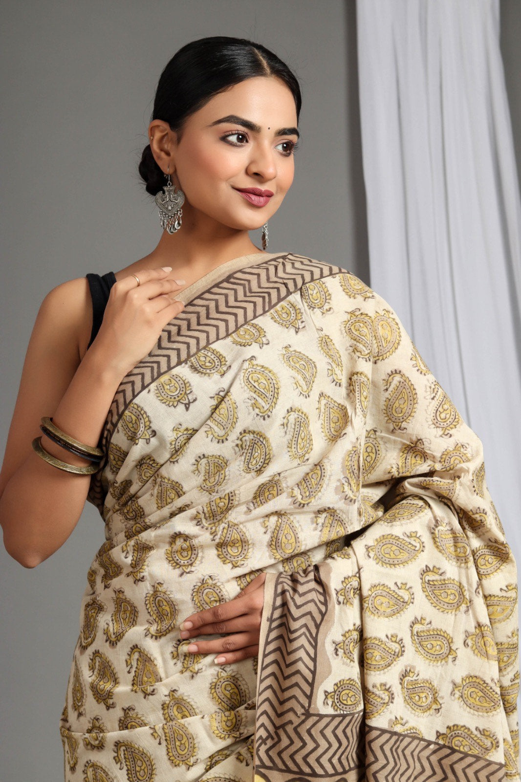 Buy MySilkLove Barley Corn Brown Soft Mulmul Cotton Handblock Printed Saree Online