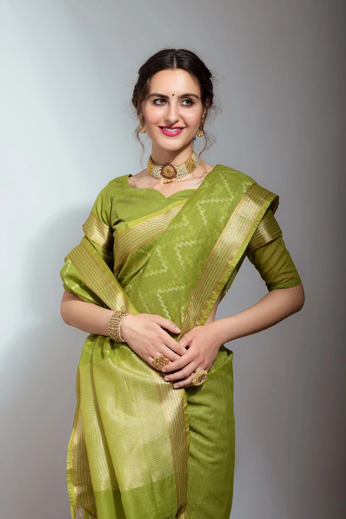 Buy MySilkLove Peridot Green Zari Woven Linen Silk Saree Online