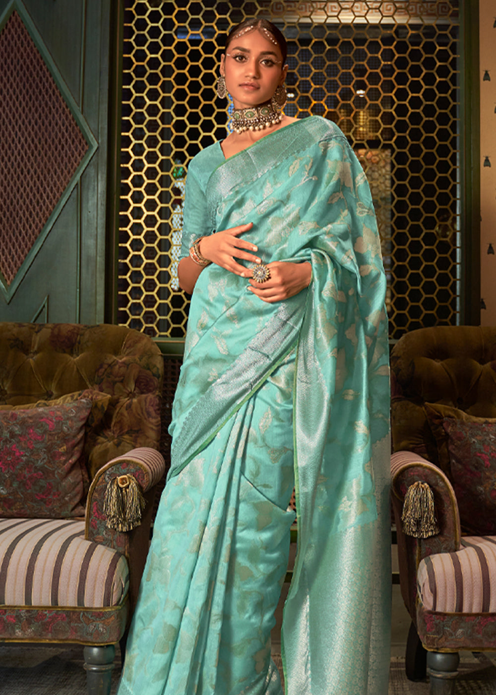 Buy MySilkLove Sinbad Green Zari Woven Banarasi Silk Saree Online