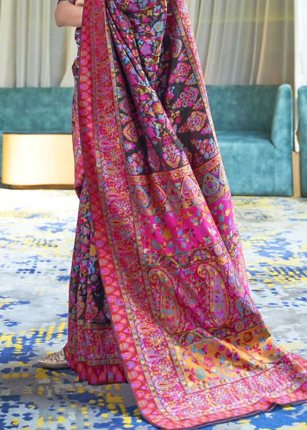 Buy MySilkLove Hibiscus Pink Banarasi Jamawar Woven Silk Saree Online
