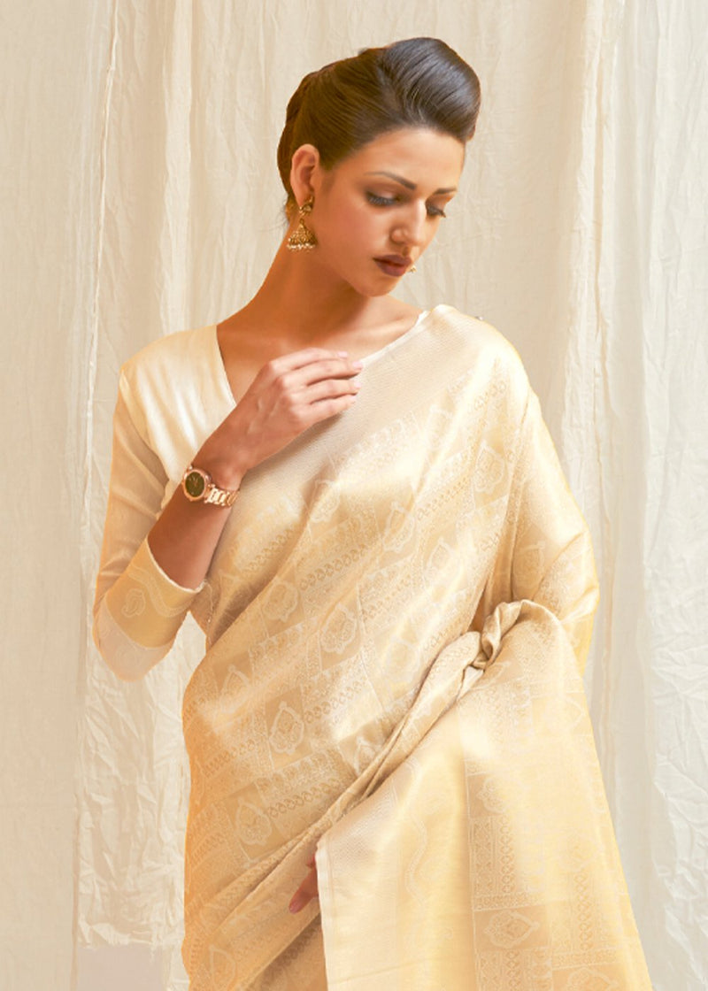 Givry Golden Zari Woven Kanjivaram silk saree