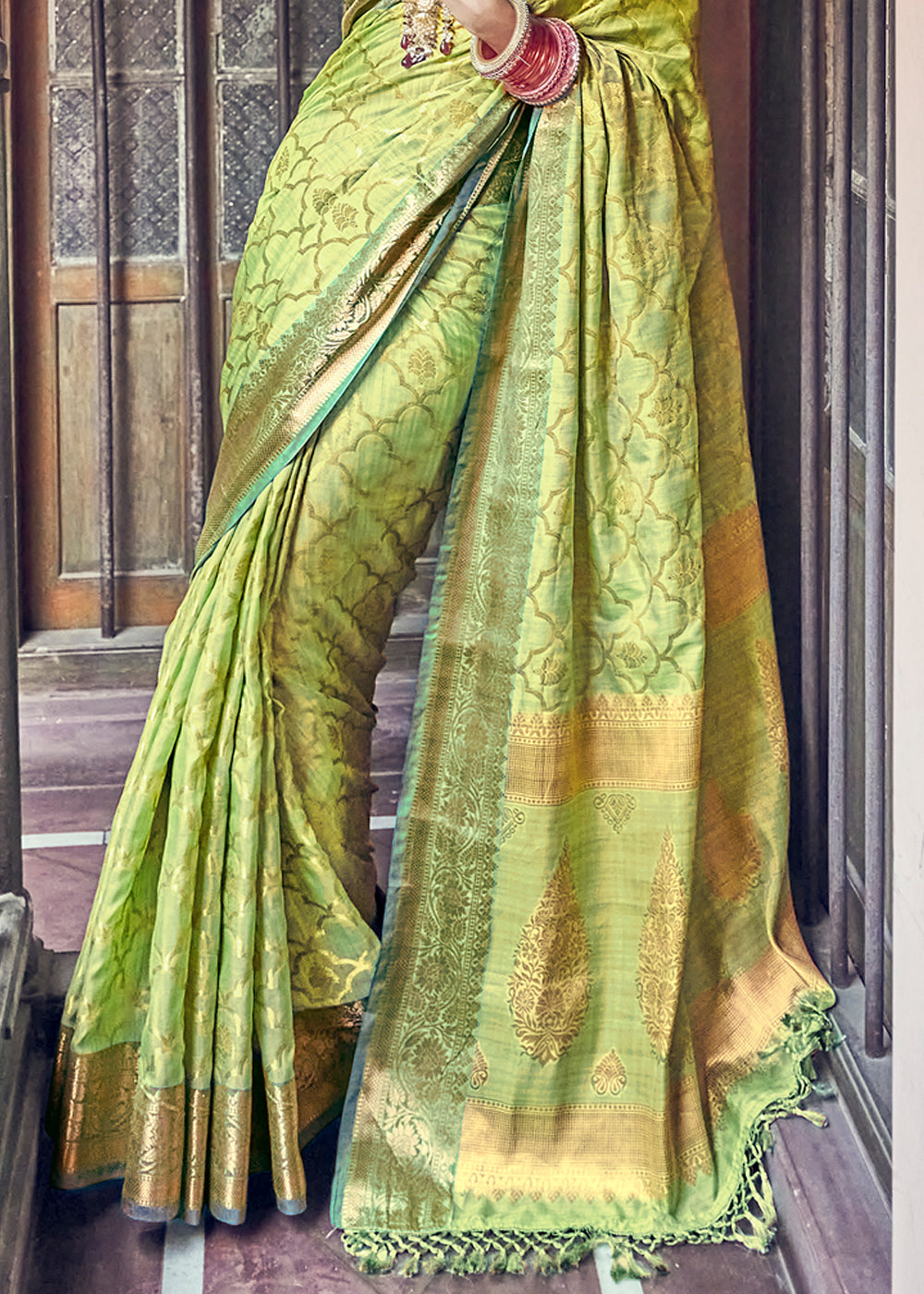 Buy MySilkLove Sandwisp Green Woven Banarasi Silk Saree Online
