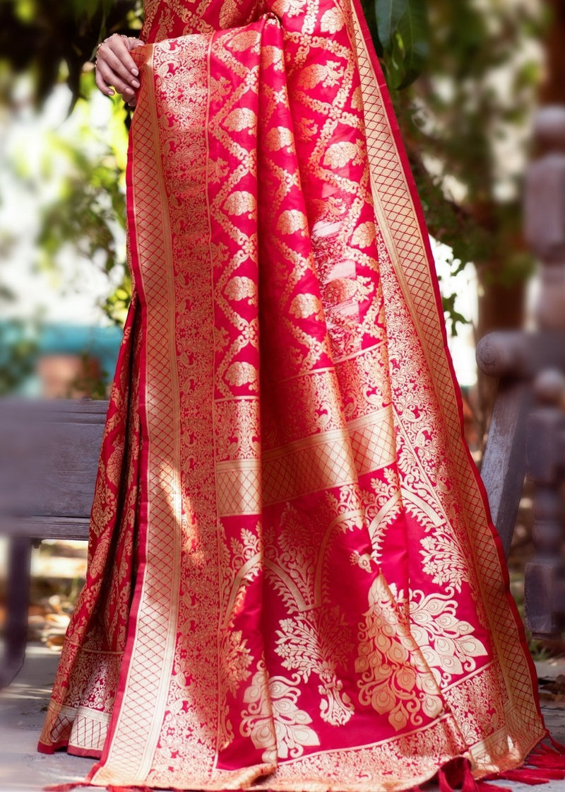 Valencia Pink Handloom Woven Banarasi Silk Saree