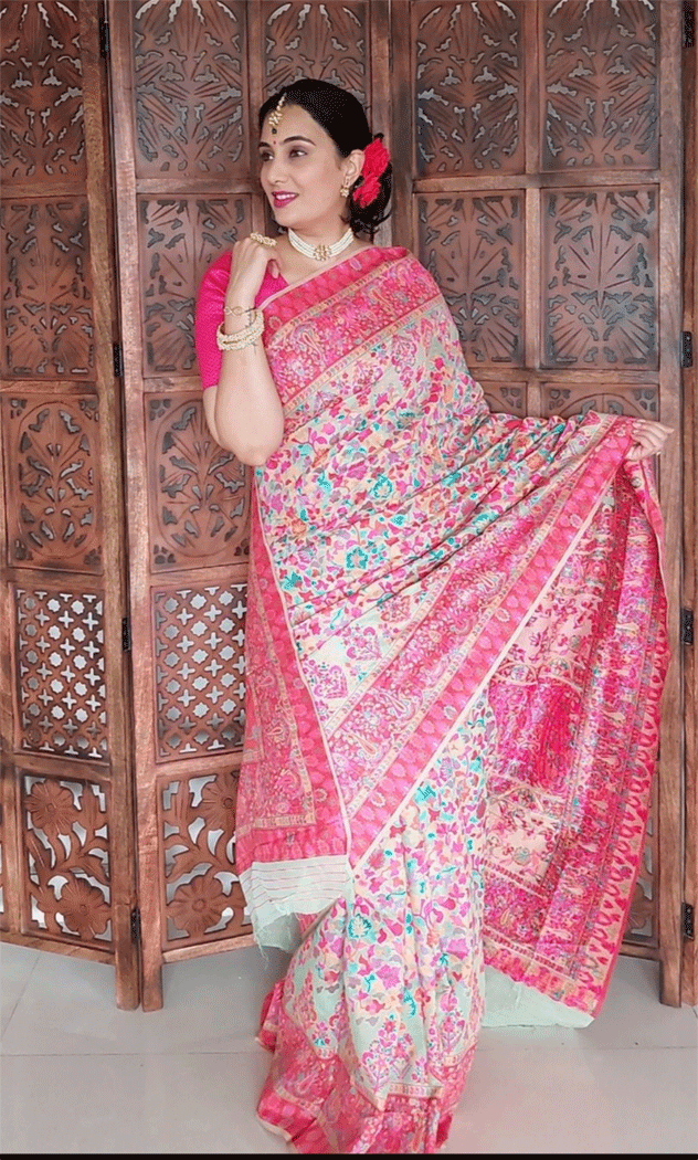 Buy MySilkLove Razzmatazz Pink Banarasi Jamawar Woven Silk Saree Online