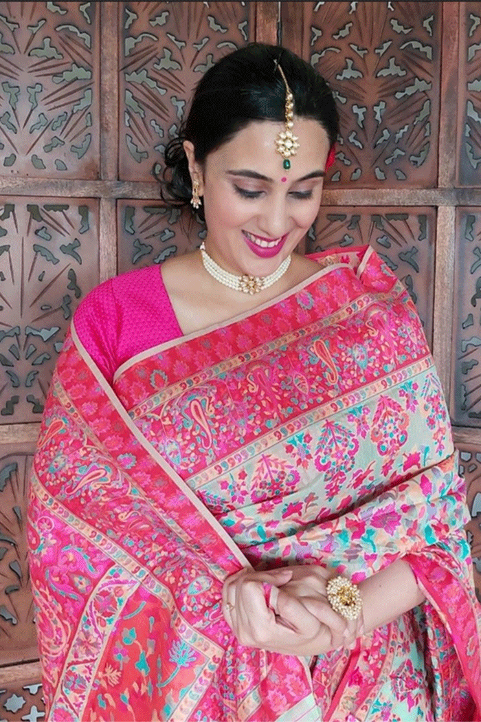 Buy MySilkLove Razzmatazz Pink Banarasi Jamawar Woven Silk Saree Online