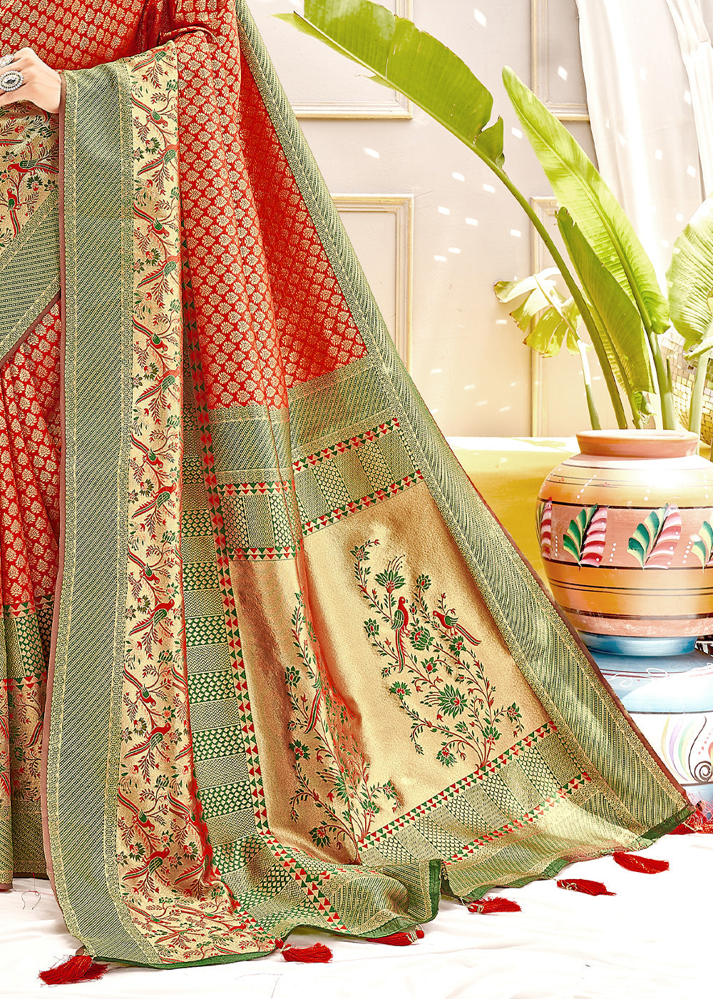 Buy MySilkLove Mojo Red and Green Zari Woven Banarasi Saree Online