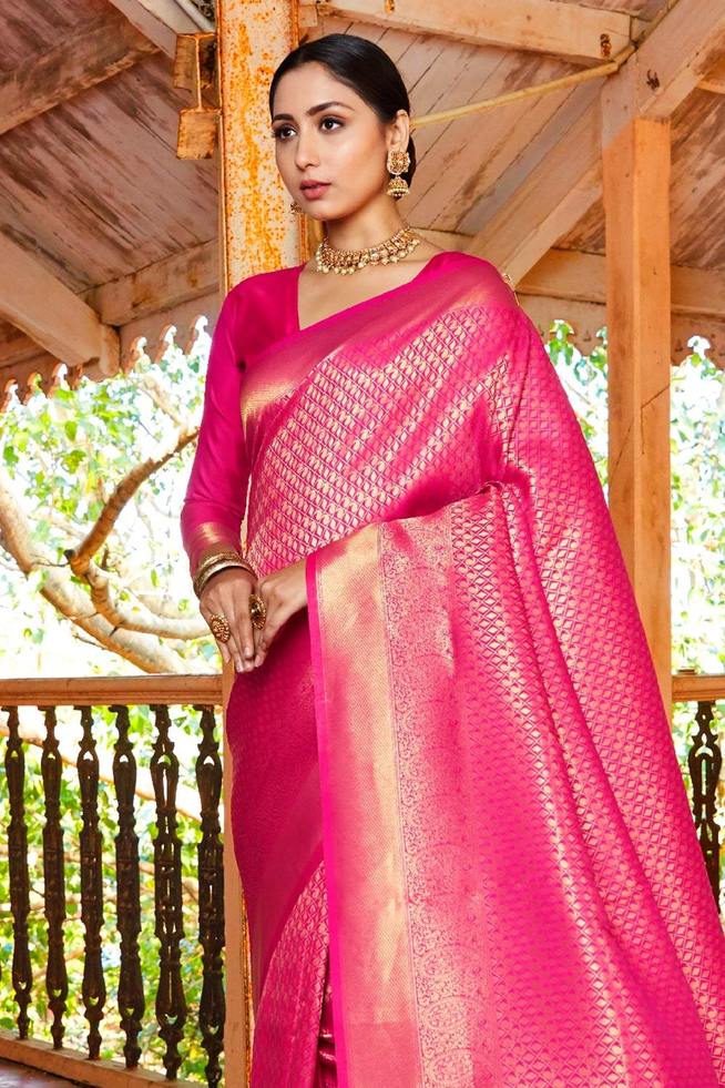 Latest Rani Pink Kanjivaram Silk Saree With Blouse at Rs.549/Piece in surat  offer by Esomic Export
