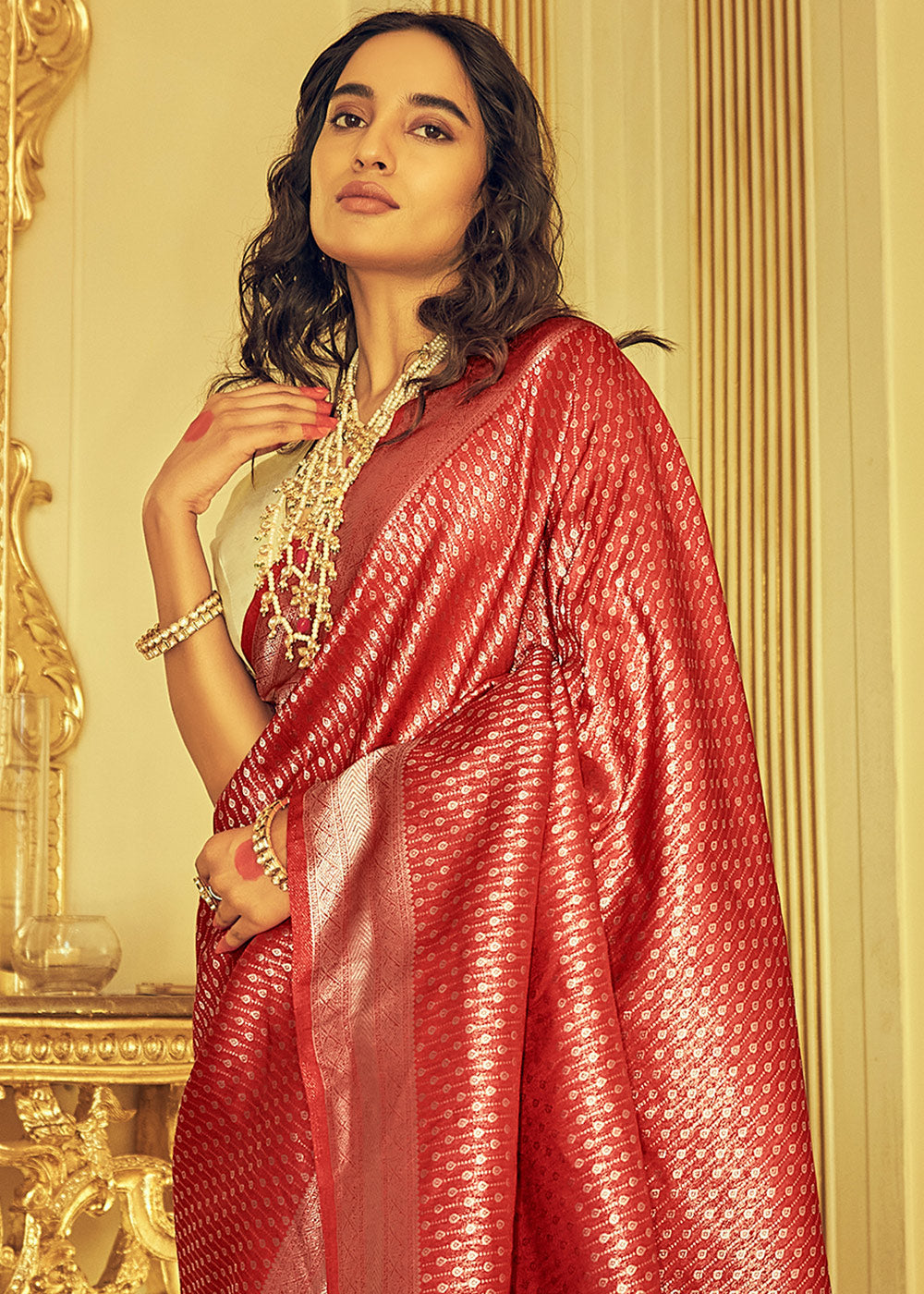 Buy MySilkLove Jasper Red Zari Woven Kanjivaram Silk Saree Online