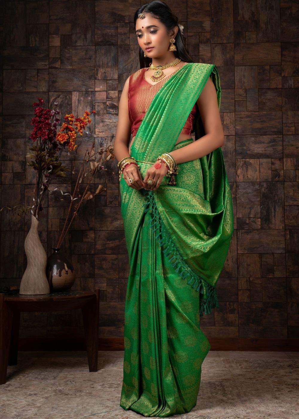 Buy MySilkLove Bridal Green Zari Woven Kanjivaram Silk Saree Online
