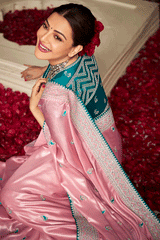 Beauty Bush Pink Zari Woven Designer Banarasi Saree