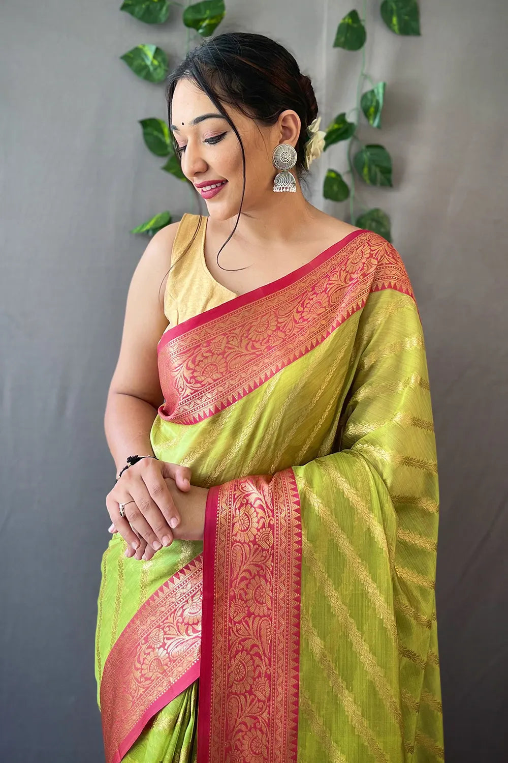 Buy MySilkLove Tacha Green Zari Woven Organza Saree Online