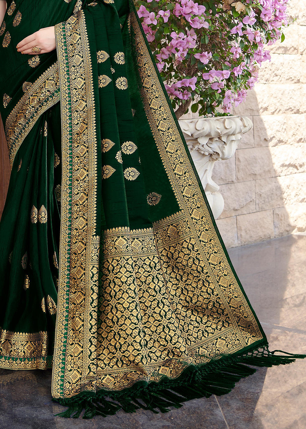 Buy MySilkLove Palm Green Zari Woven Banarasi Silk Saree Online