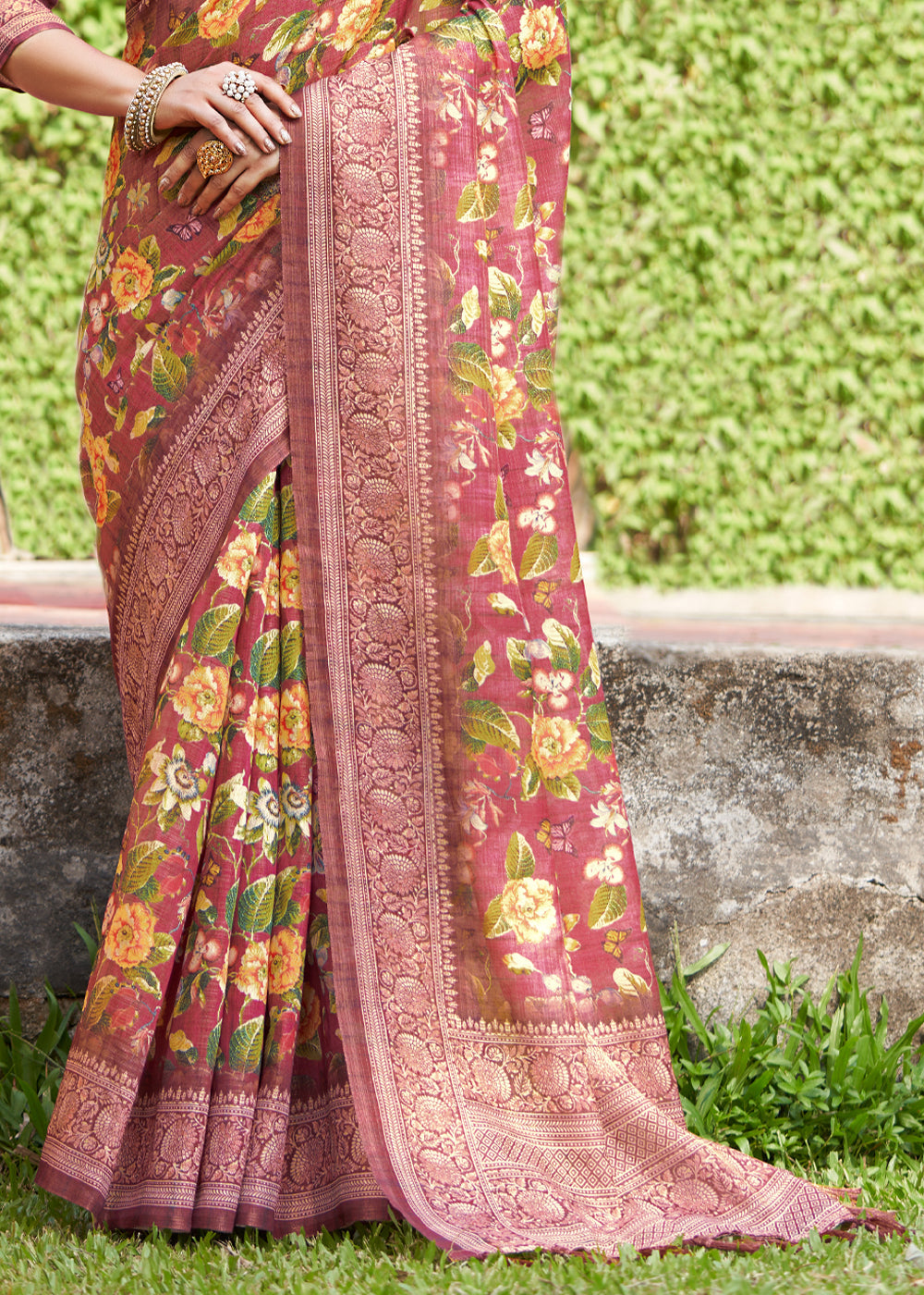 Buy MySilkLove Contessa Maroon Linen Kalamkari Digital Print Saree Online