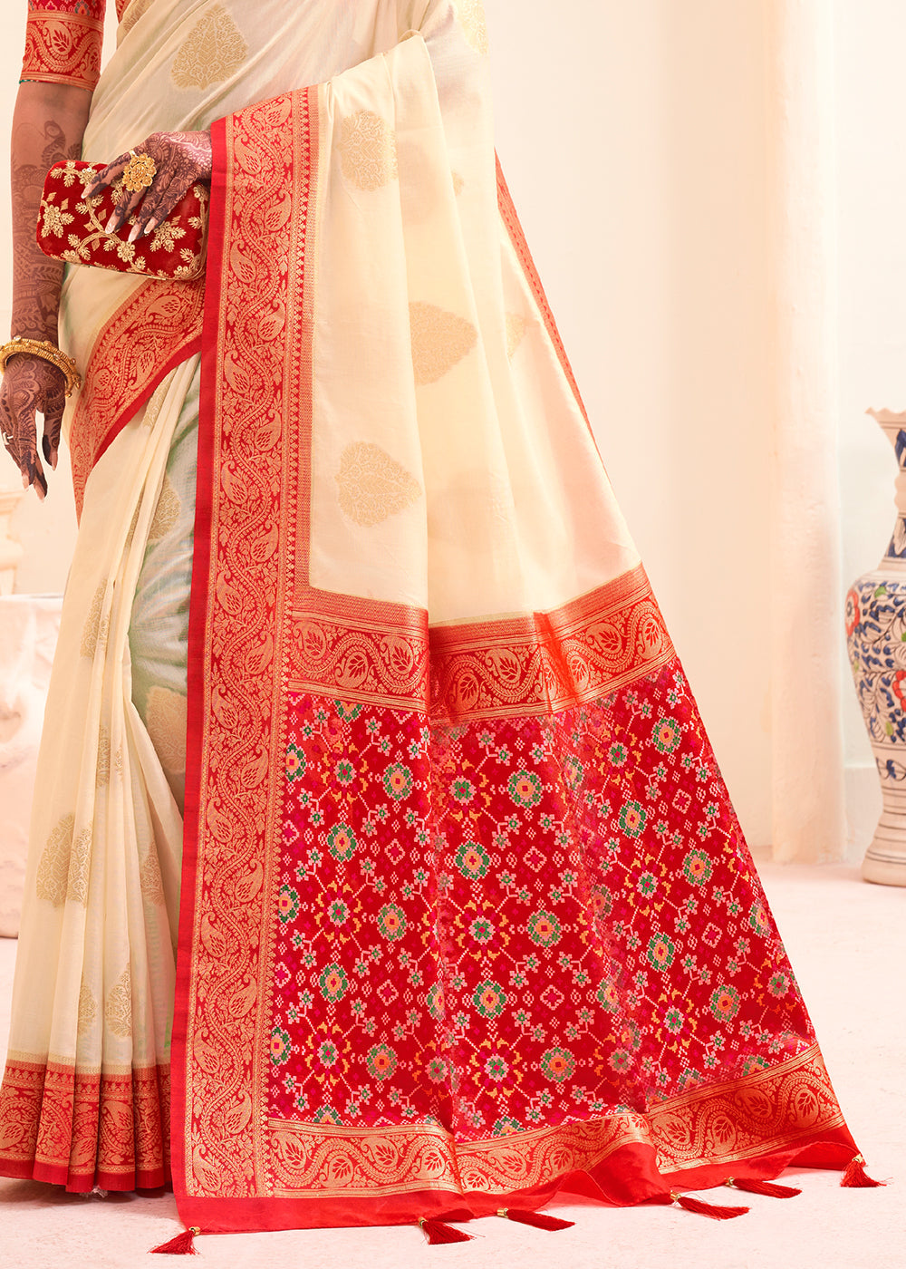 Buy MySilkLove Maize White and Red Zari Woven Banarasi Silk Saree Online