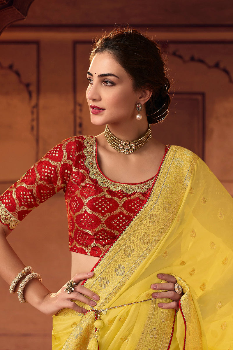 Fashionable Wedding Look Yellow Saree For Woman's