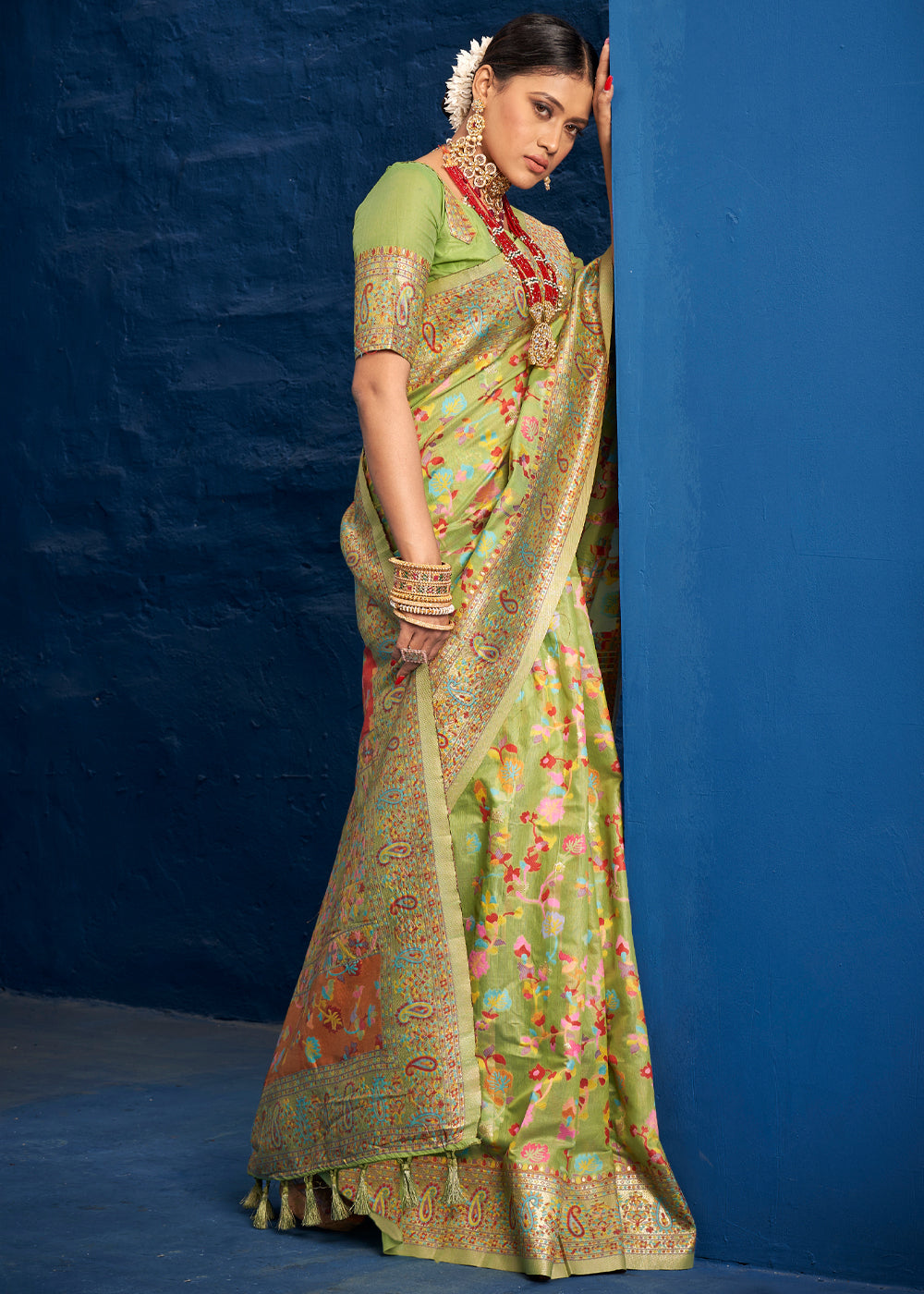 Buy MySilkLove Fern Green Woven Banarasi Jamewar Saree Online