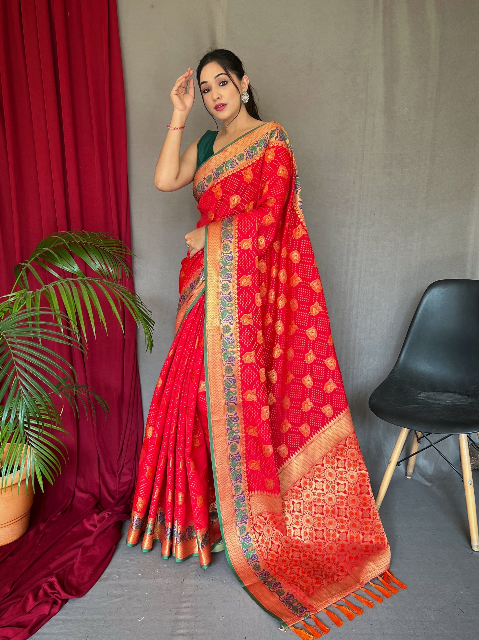 Buy MySilkLove Rose Red Kutch Patola Woven Silk Saree Online