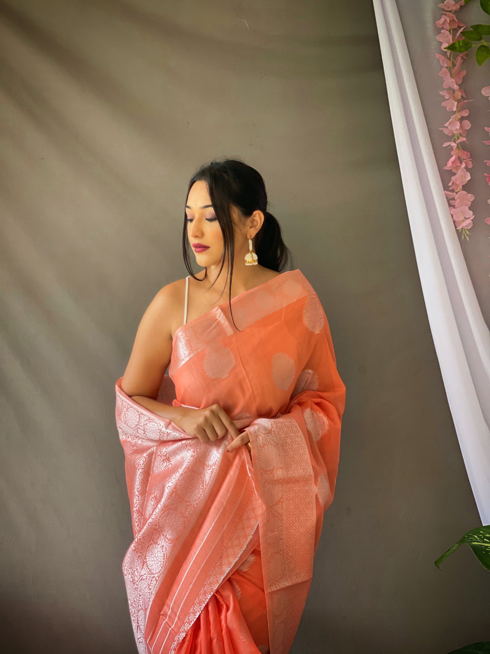 Buy MySilkLove Tacao Peach Linen Silver Zari Woven Saree Online