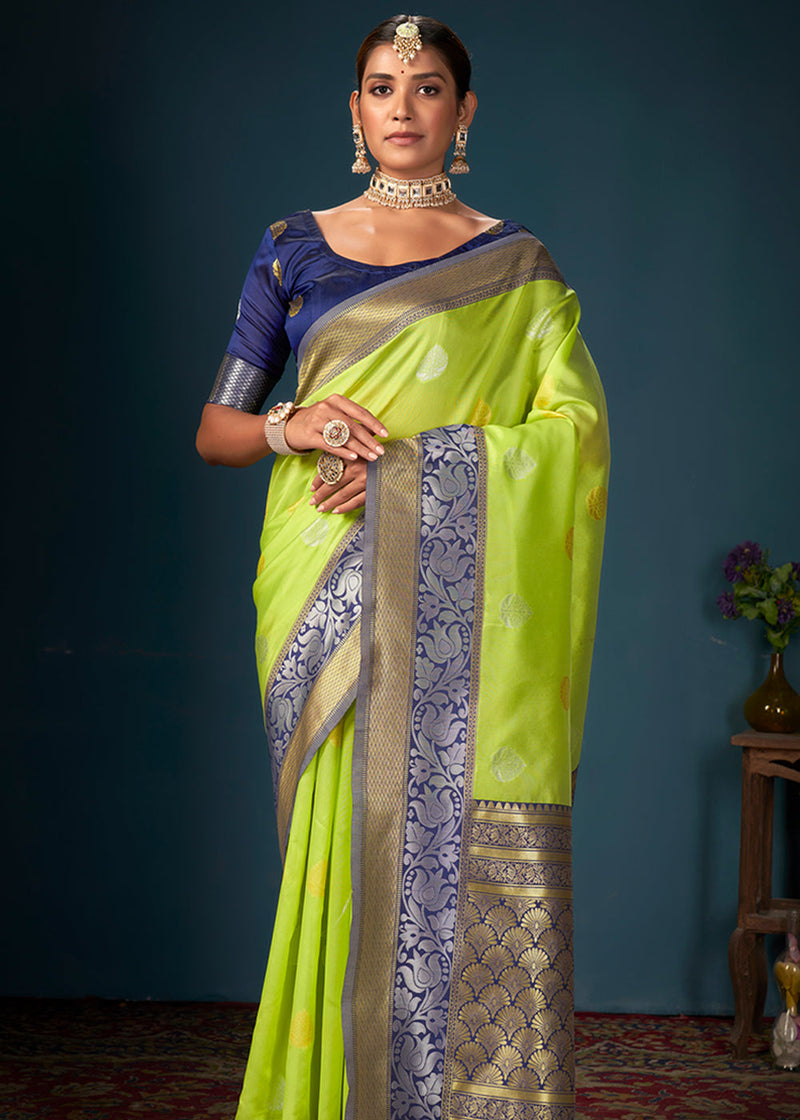 Green Handloom Pure Silk Kanjivaram Saree With Blue Borders – WeaverStory