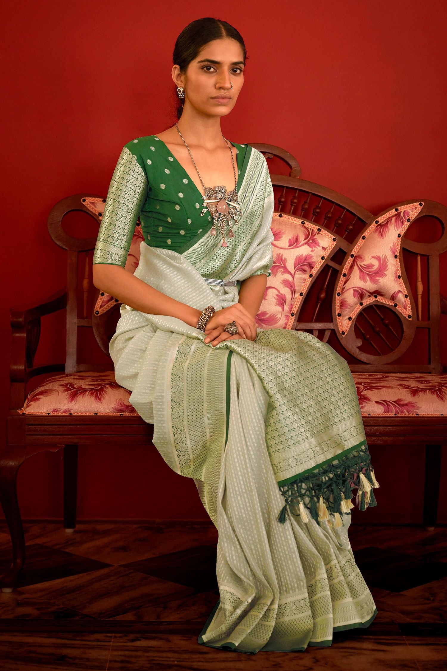 Buy MySilkLove Dingley Green Woven Banarasi Woven Silk Saree Online