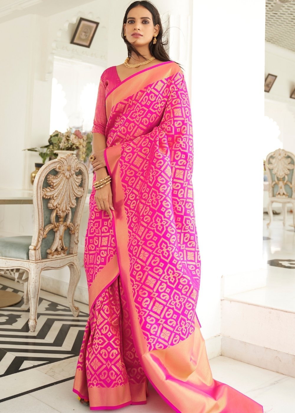 Buy MySilkLove French Pink Zari Woven Kanjivaram Saree Online