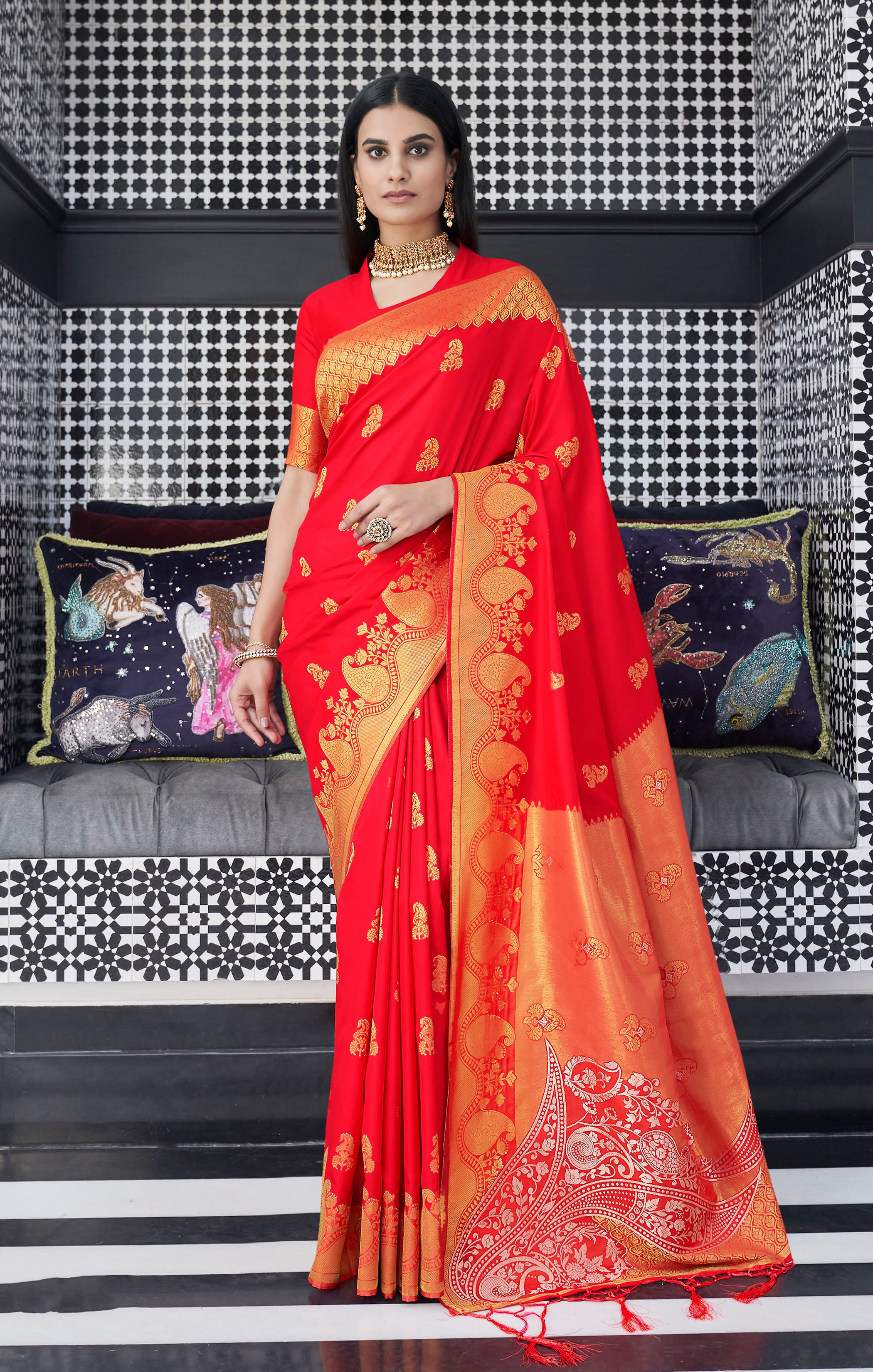 Buy MySilkLove Flamingo Red Zari Woven Banarasi Saree Online