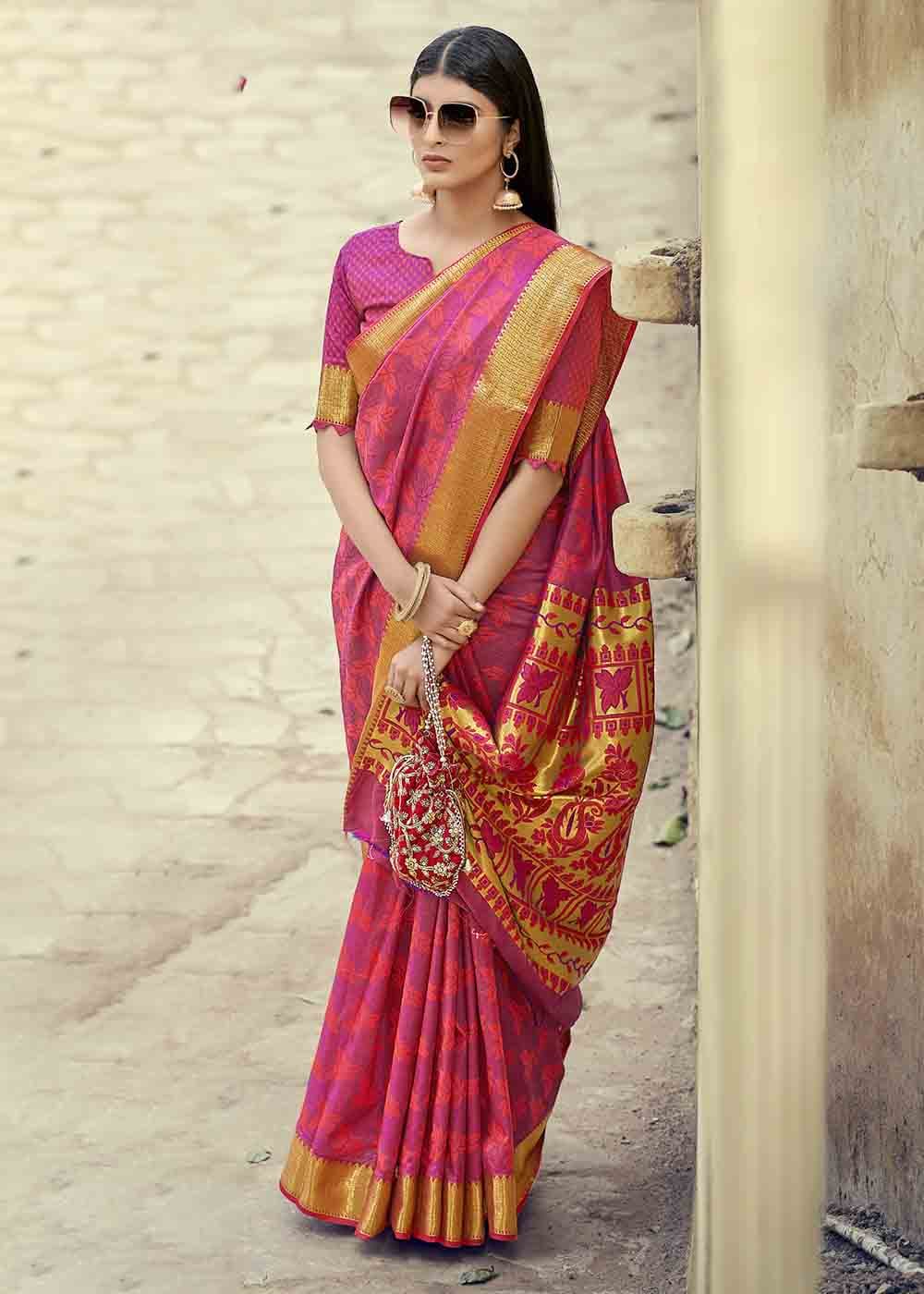 Buy MySilkLove Stiletto Pink Zari Woven Banarasi Silk Saree Online