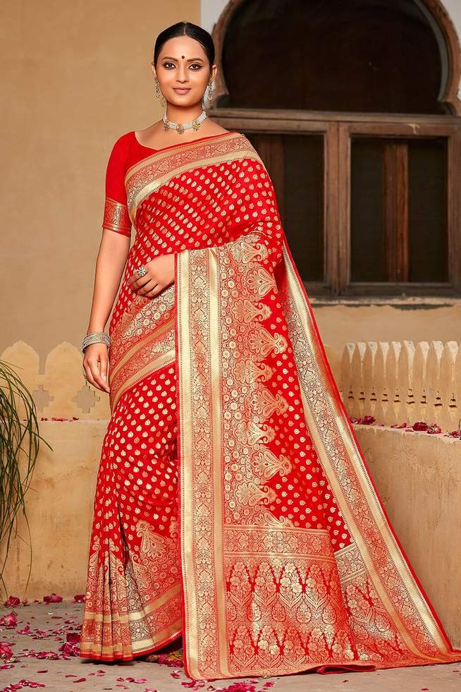 Buy MySilkLove Alizarin Red Zari Woven Banarasi Saree Online