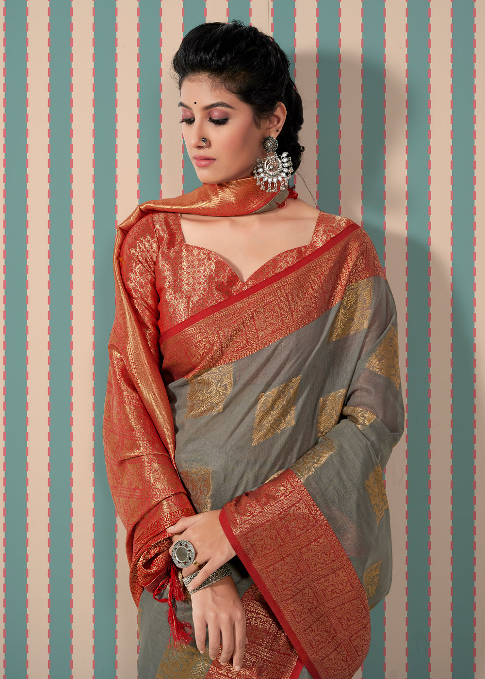 Buy MySilkLove Stonewall Grey Zari Woven Banarasi Brocade Linen Saree Online