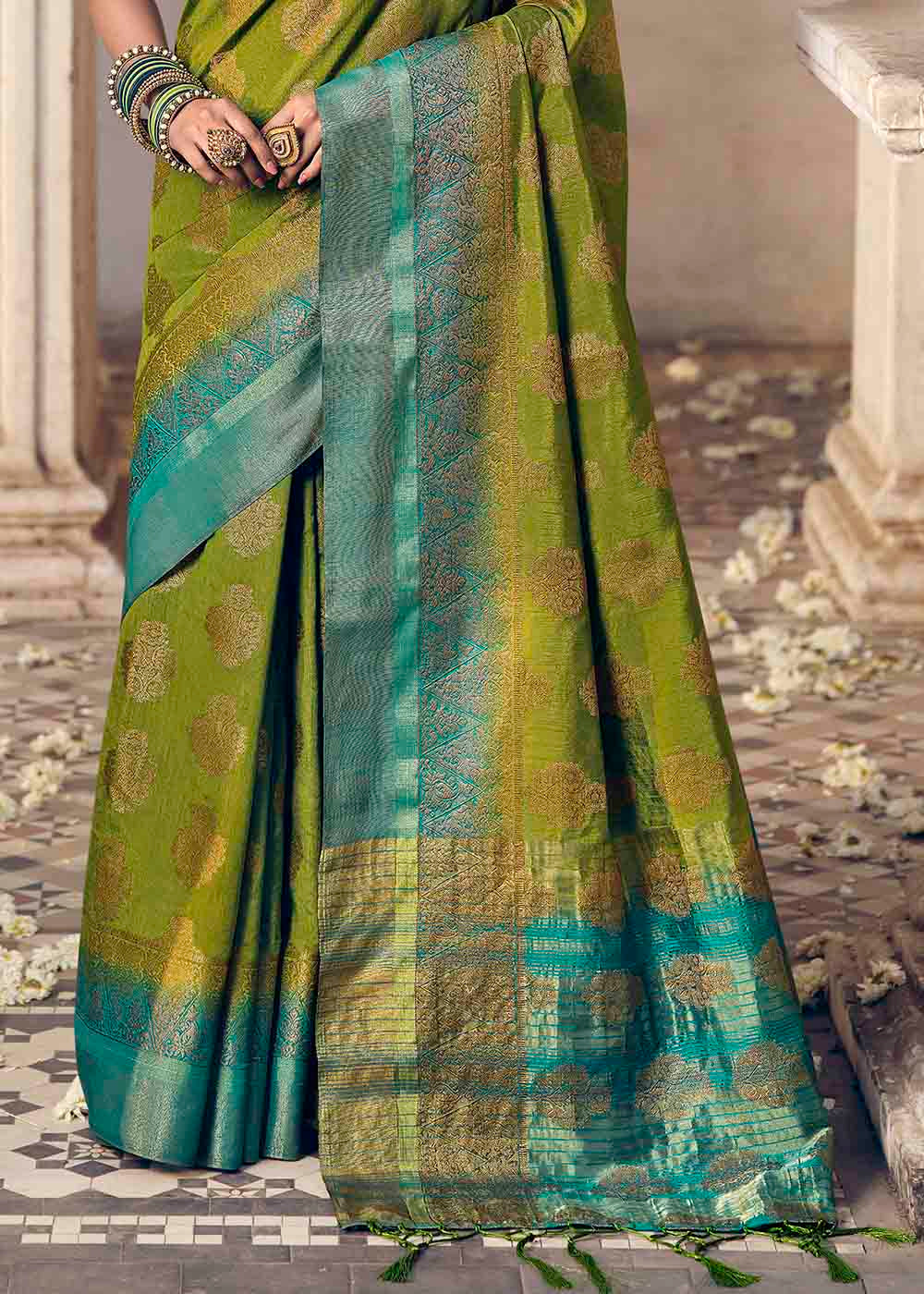 Buy MySilkLove Lemon Green and Blue Zari Woven Banarasi Raw Silk Saree Online