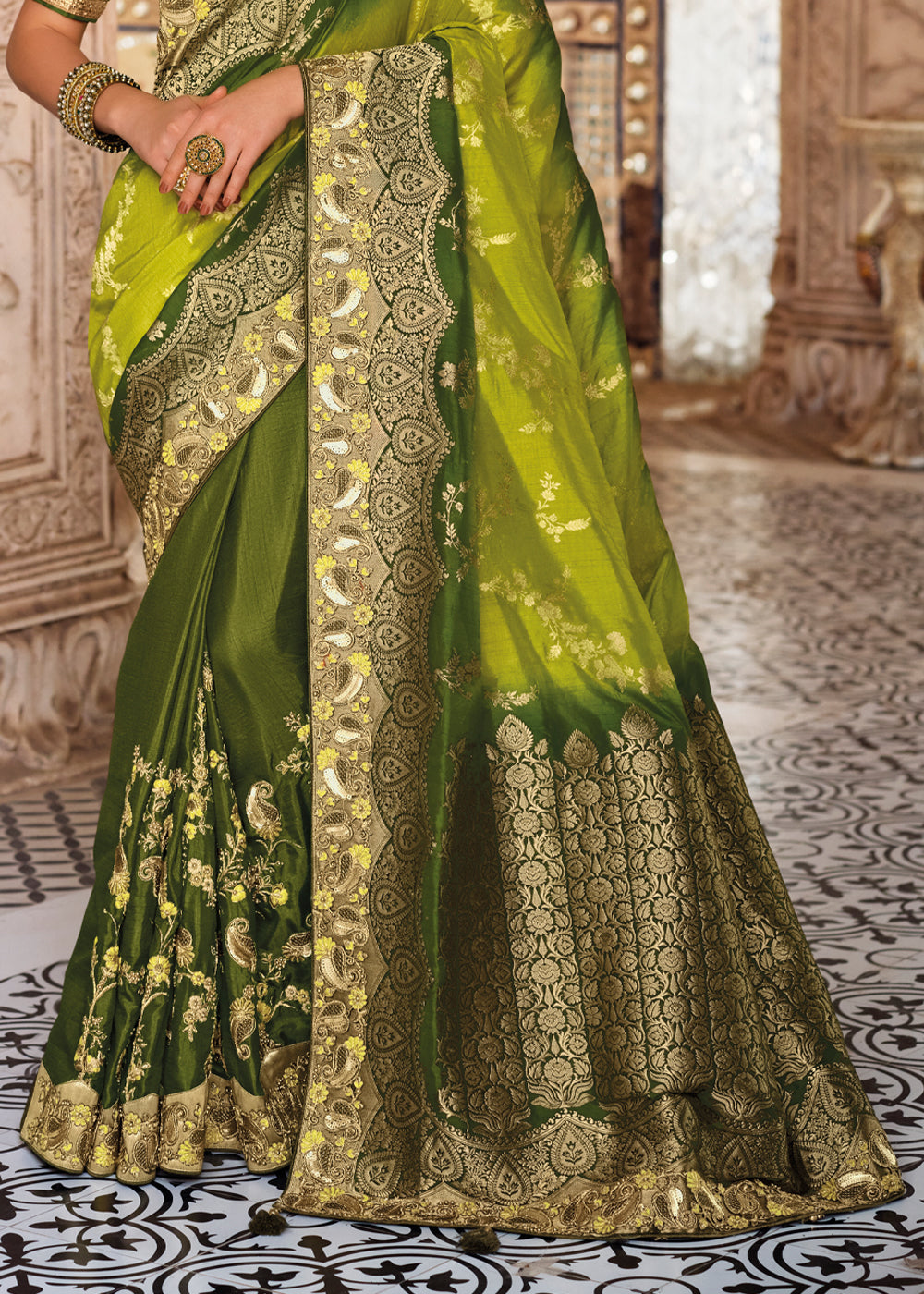 Buy MySilkLove Fern Frond Green Zari Woven Designer Banarasi Saree Online