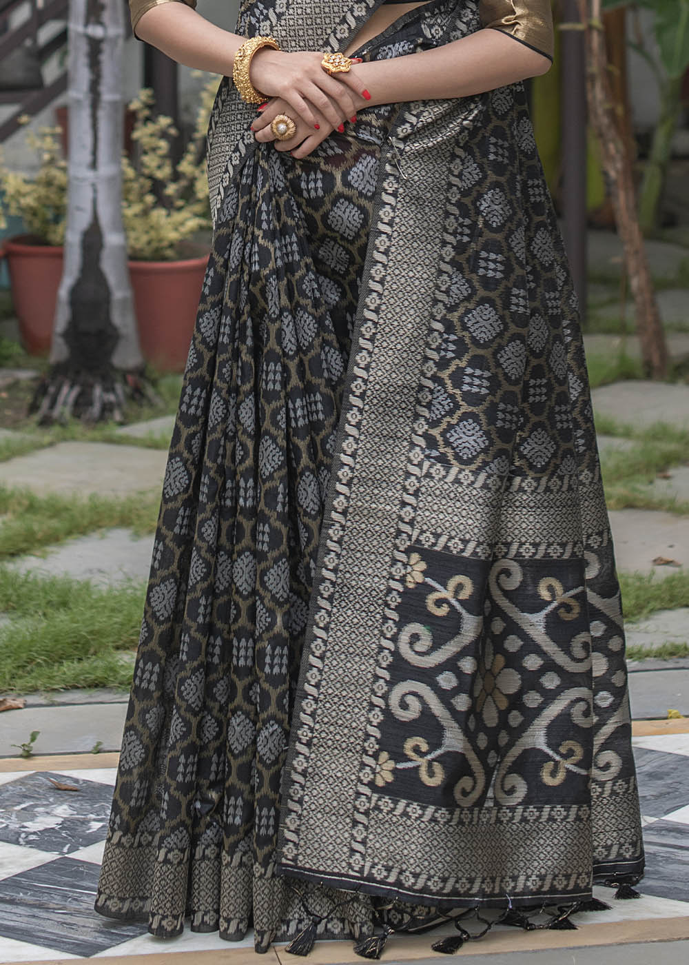 Buy MySilkLove Fuscous Black Zari Woven Tussar Saree Online