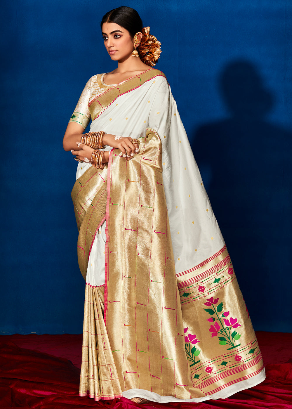 Buy MySilkLove Aster White Woven Handloom Paithani Silk Saree Online