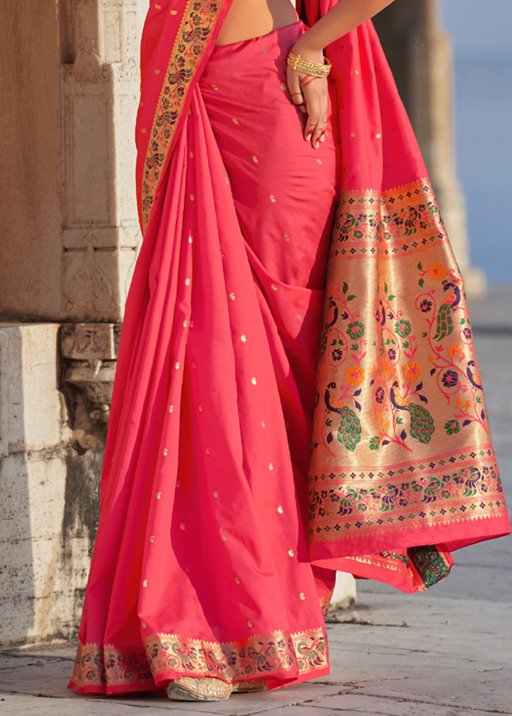 Buy MySilkLove Sweet Tulip Pink Zari Woven Paithani Saree Online