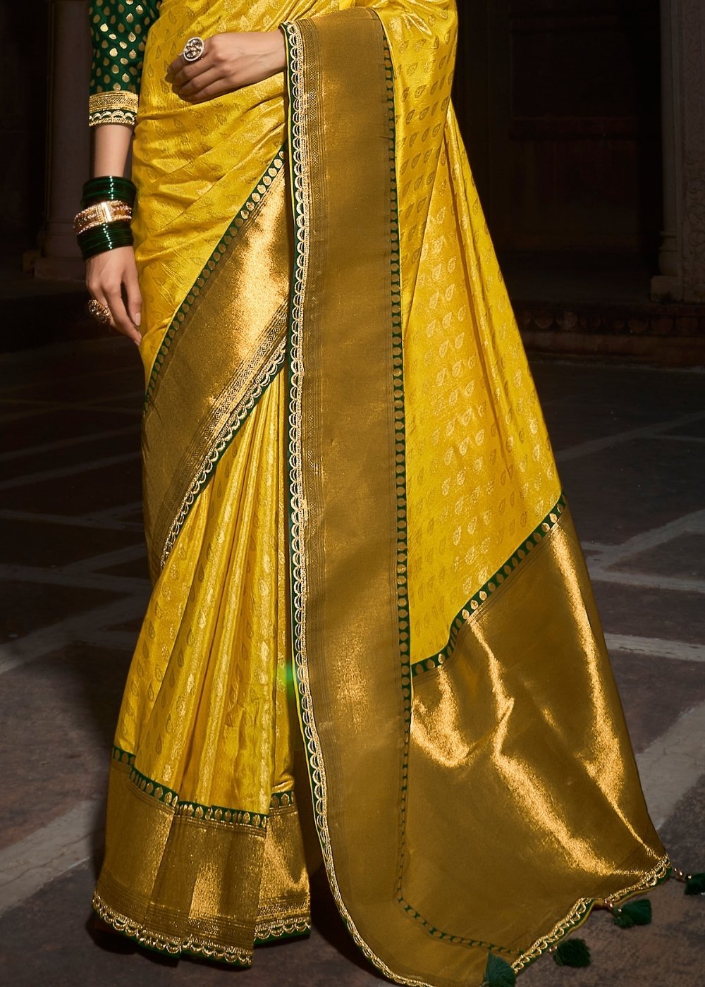 Buy MySilkLove Golden Grass Yellow and Green Zari Woven Banarasi Silk Saree Online