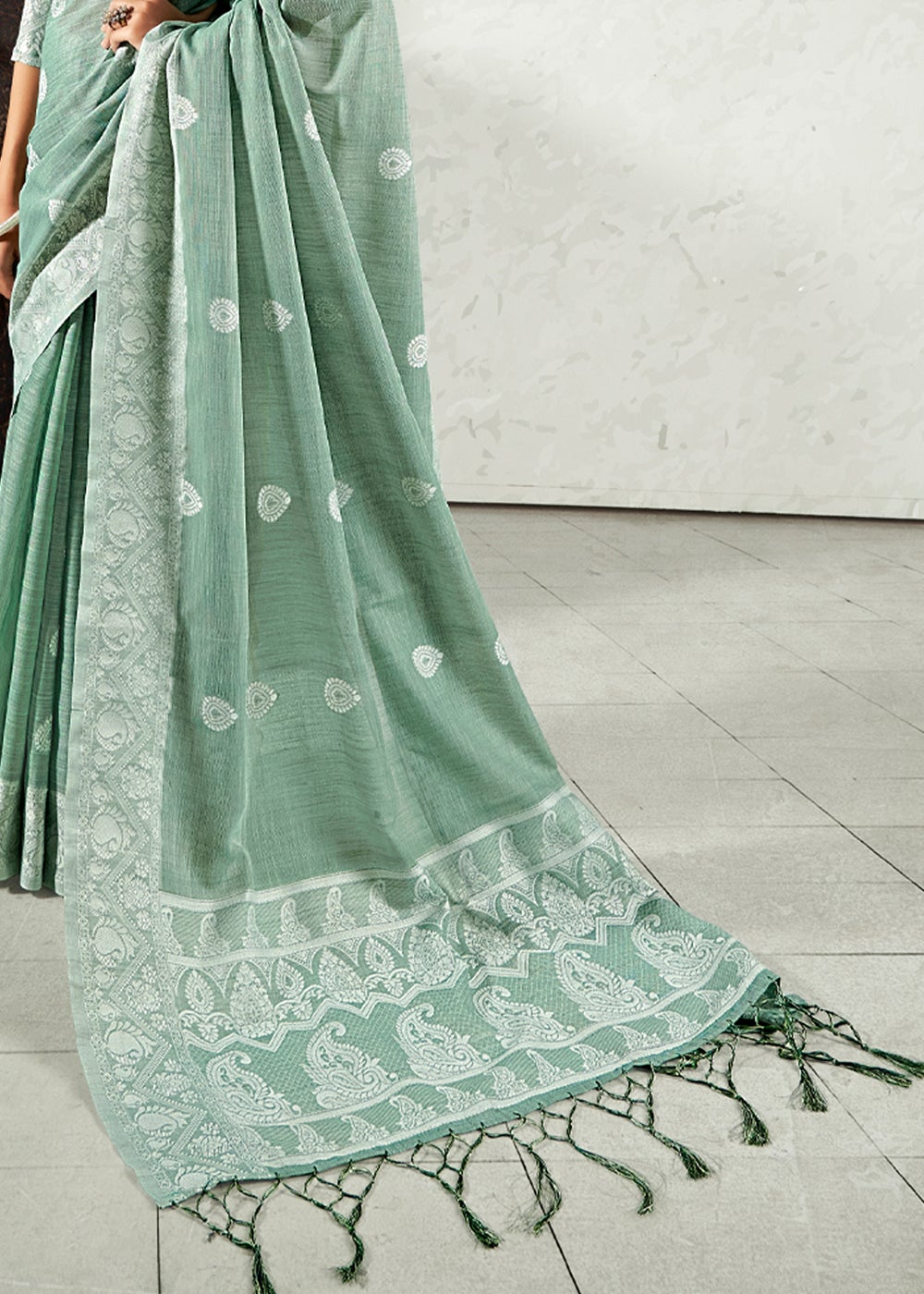 Buy MySilkLove Summer Green Zari Woven Linen Saree Online