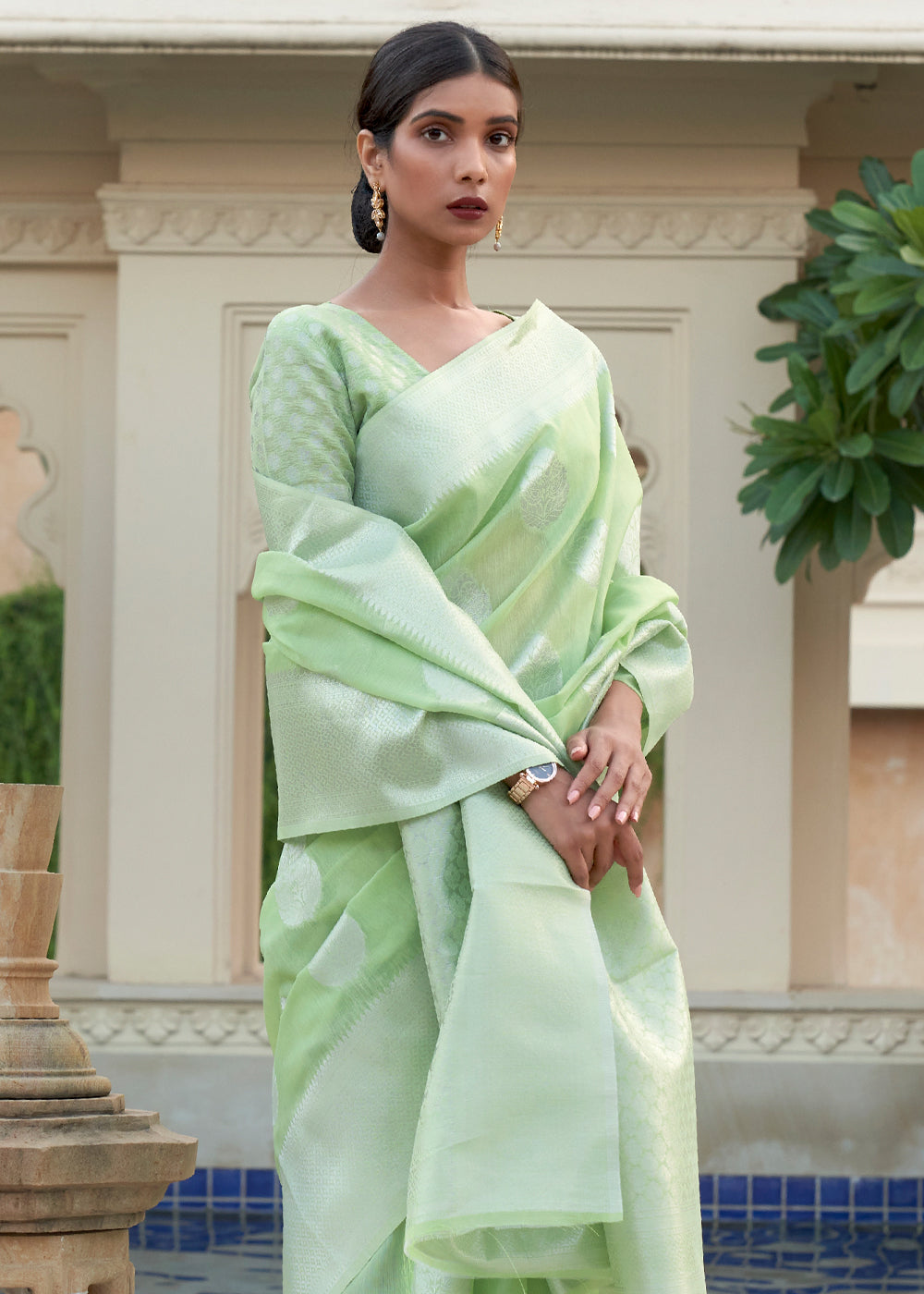 MySilkLove Pastel Green Zari Woven Banarasi Linen Saree