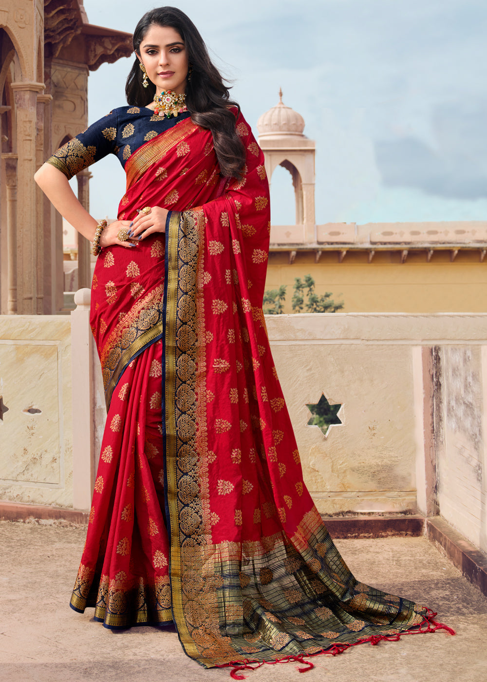 Buy MySilkLove Shiraz Red Woven Banarasi Raw Silk Saree Online