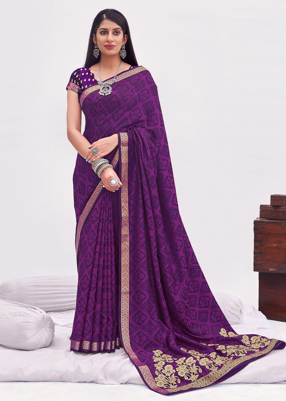 Buy MySilkLove Grape Purple Zari Woven Banarasi Satin Saree Online