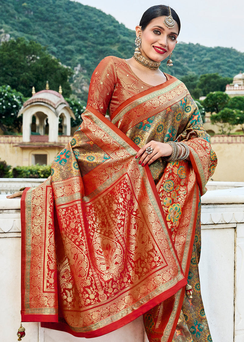 Red weaving Banarasi Saree in Banarasi silk - SR22693