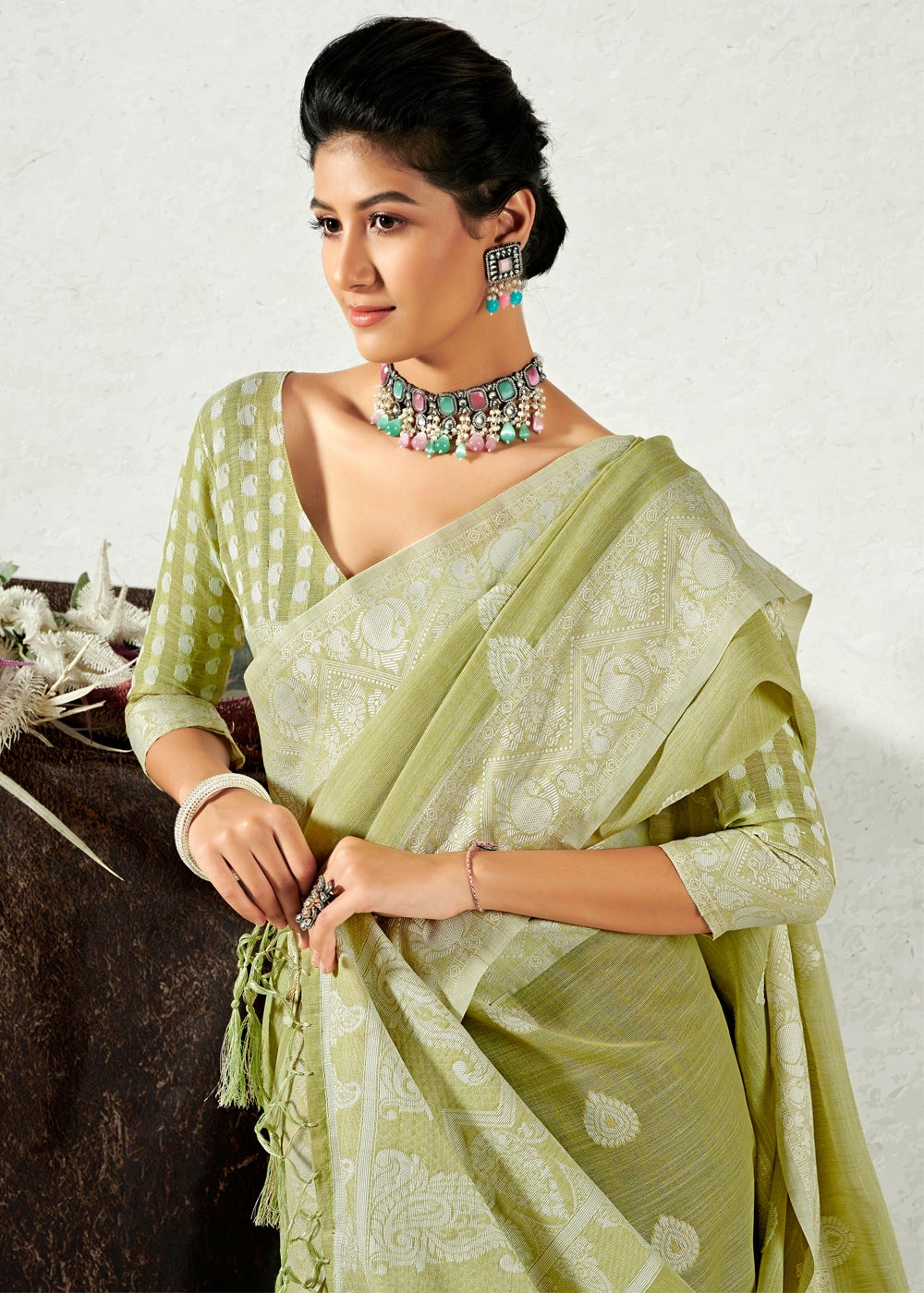 Buy MySilkLove Green Smoke Zari Woven Linen Saree Online