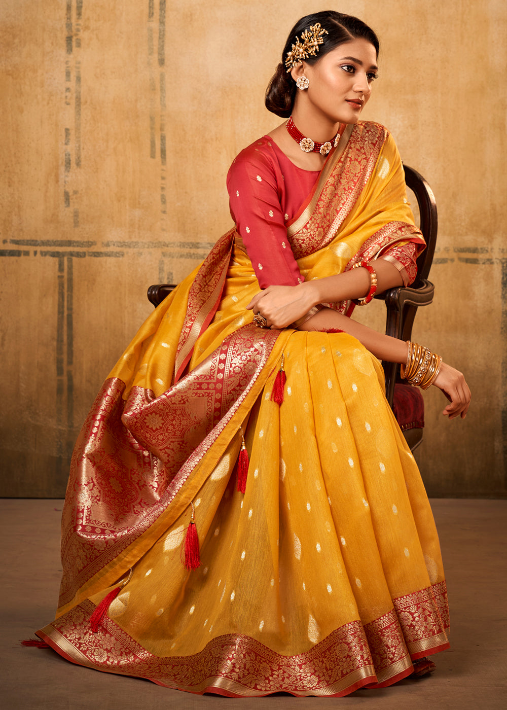 Buy MySilkLove Golden Tainoi Yellow Woven Banarasi Silk Saree Online